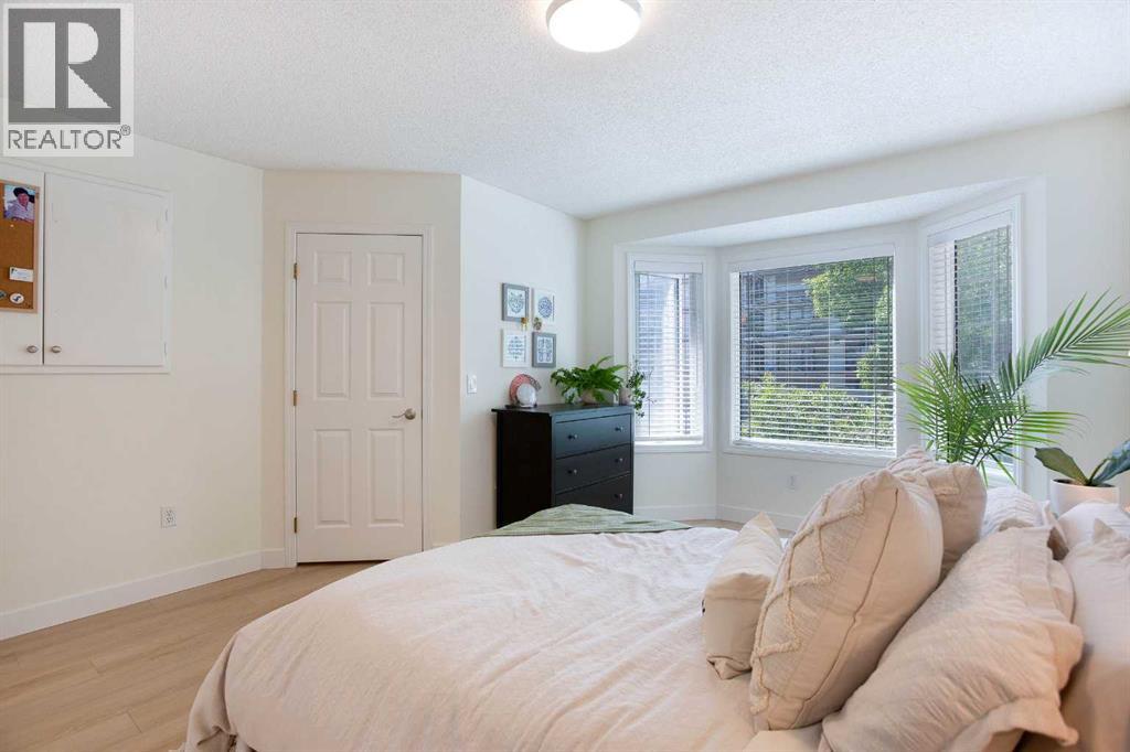 #1 2128 35 Avenue SW - 20
