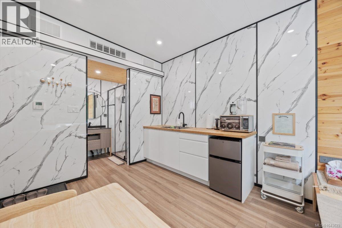 6004 Nelson Rd - 48