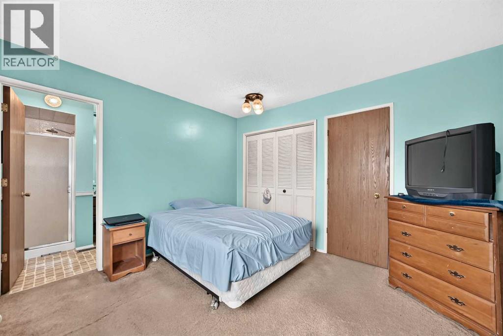 #815 3240 66 Avenue SW - 24