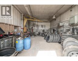 9010 Grainger Road, Canal Flats, BC V0B1B0 Photo 6
