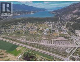 4980 Baillie Grohman Avenue, Canal Flats, BC V0B1B0 Photo 6