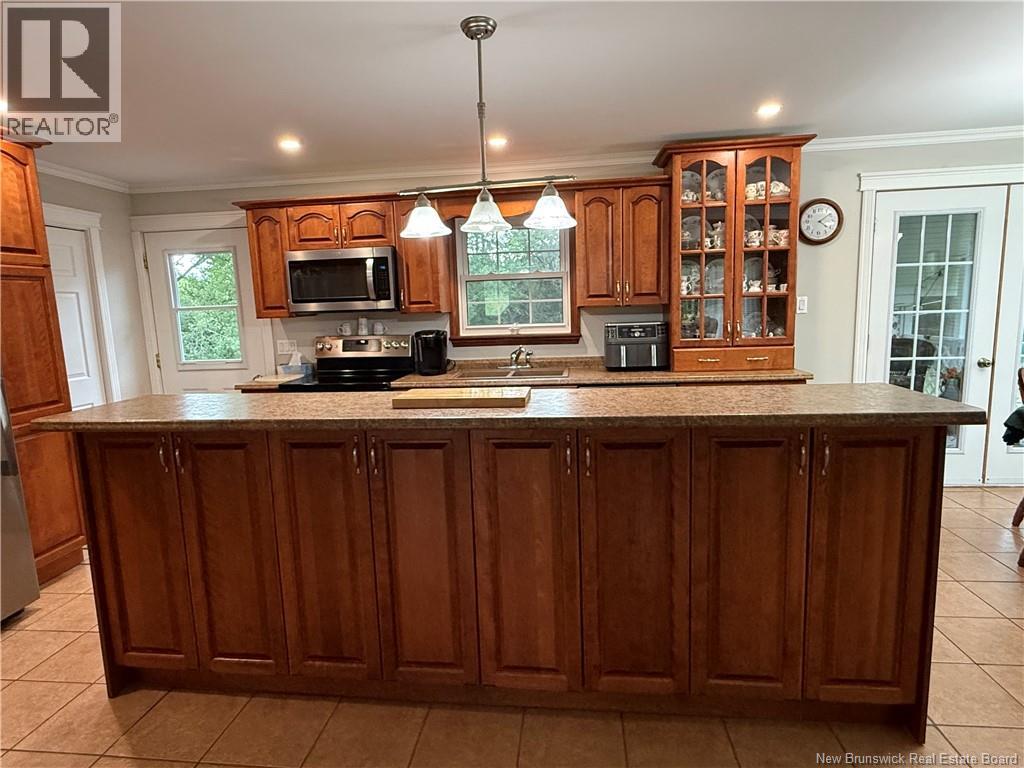 343 Estey Road - Image 8
