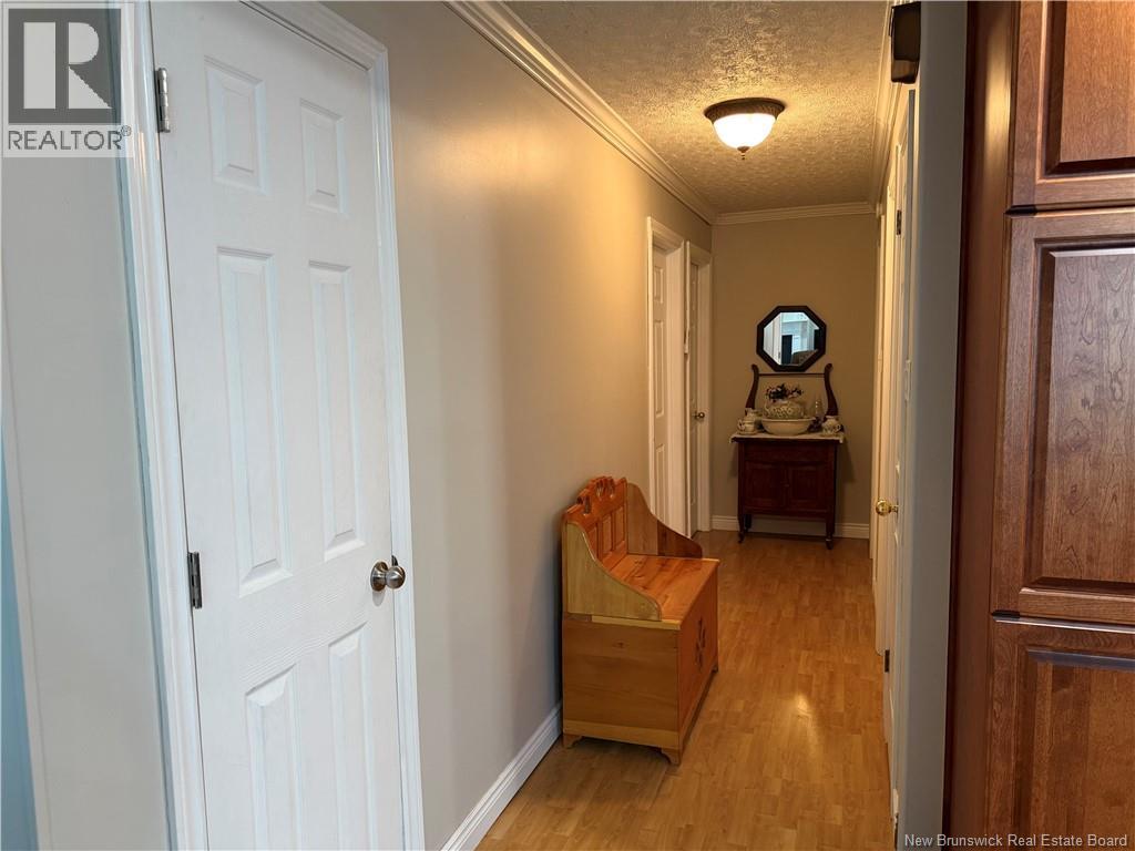 343 Estey Road - Image 18