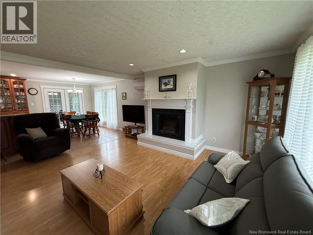 343 Estey Road - Image 14
