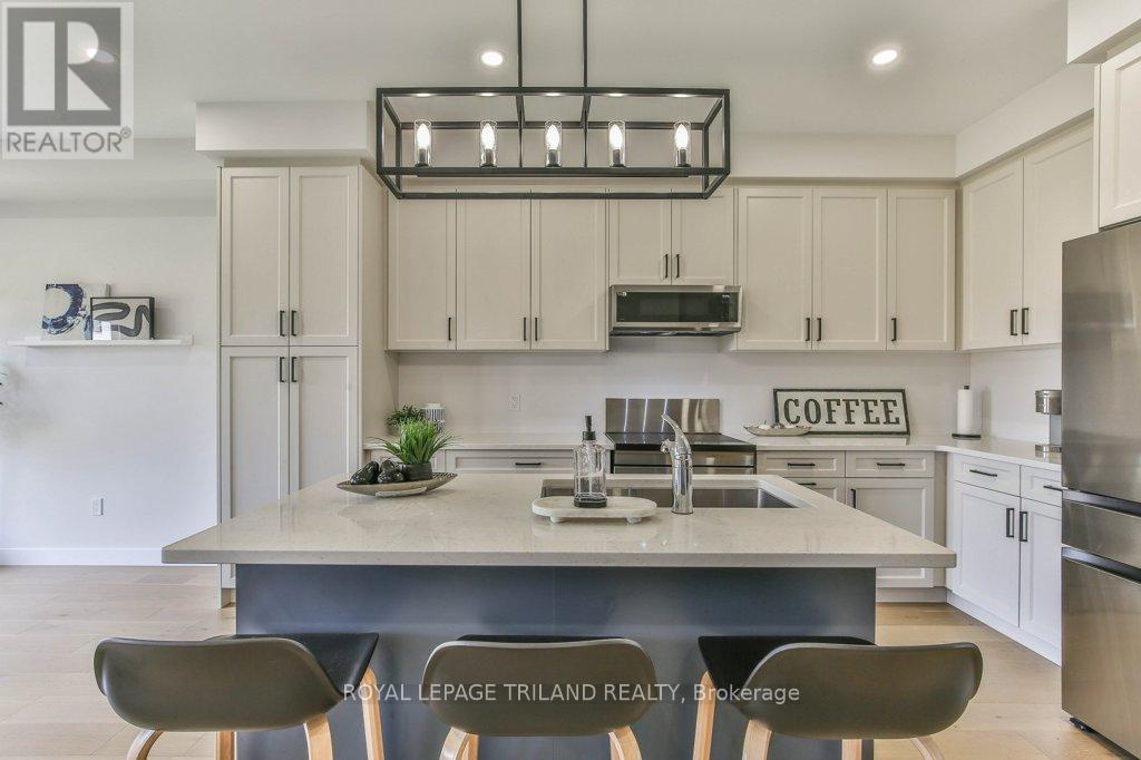 6682 HAYWARD DRIVE - 14