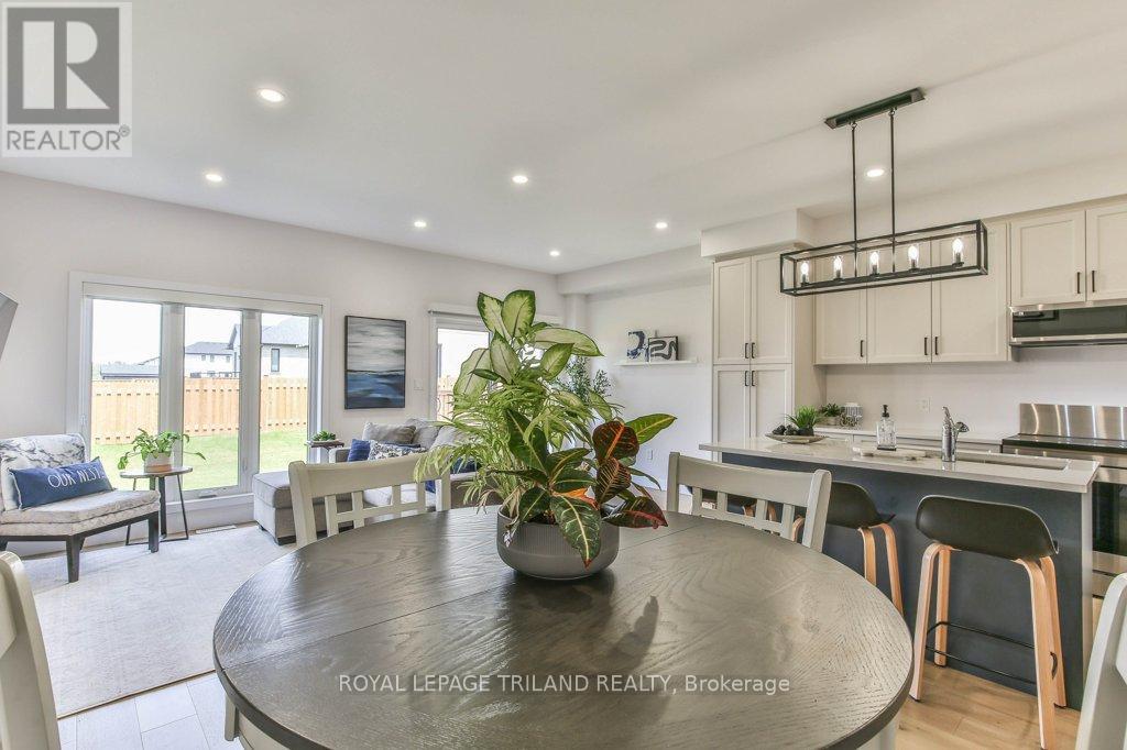 6682 HAYWARD DRIVE - 20