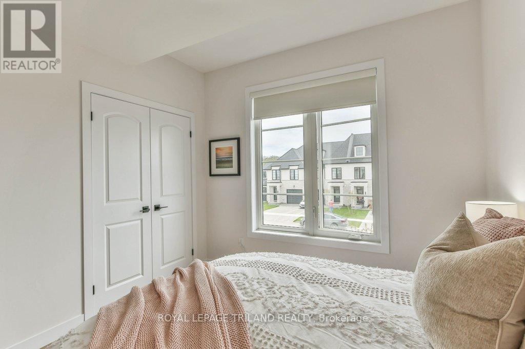 6682 HAYWARD DRIVE - 33