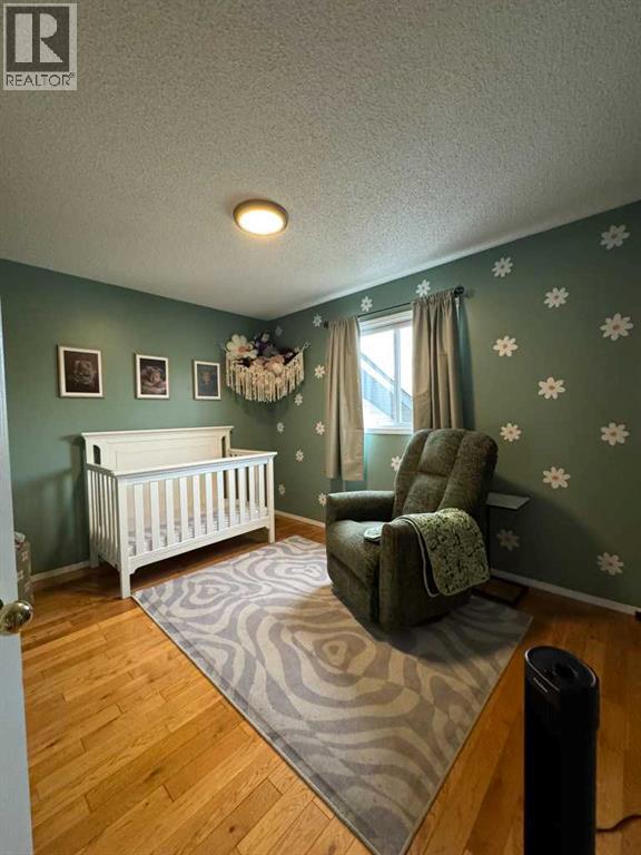 806 Cherry Crescent - 14