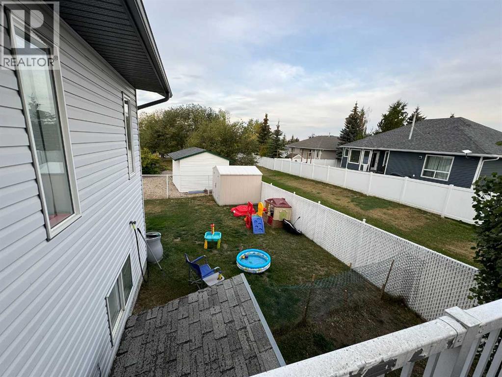 806 Cherry Crescent - 23