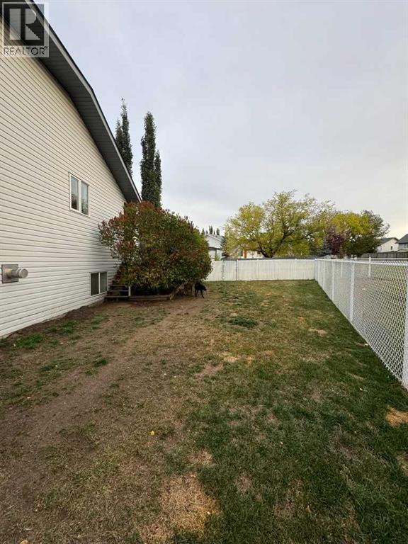 806 Cherry Crescent - 27