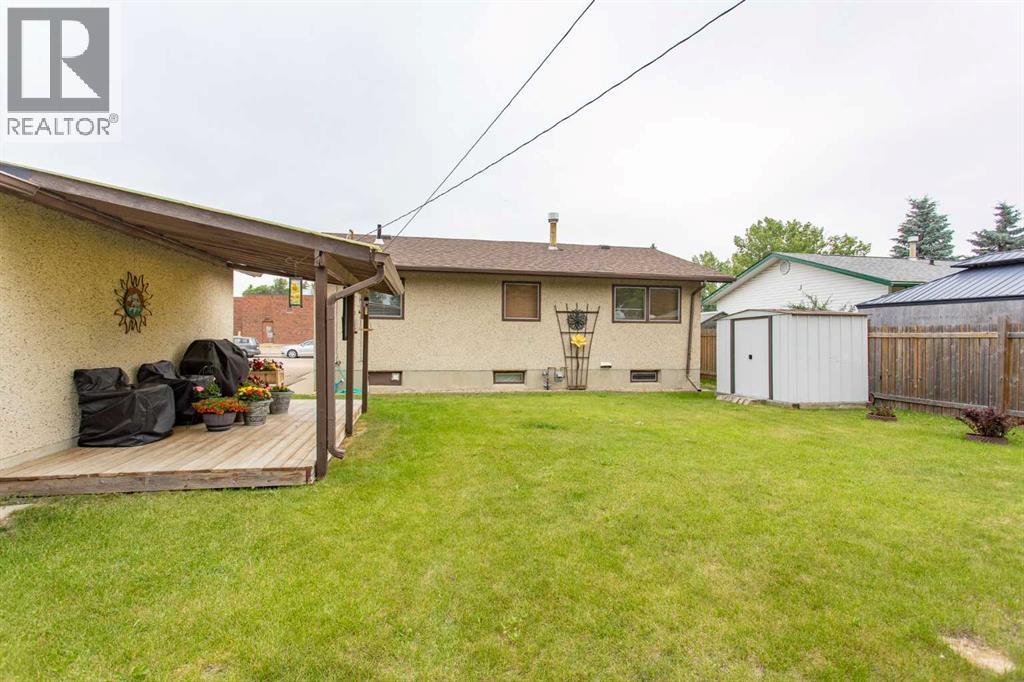 5423 47 Avenue - 17