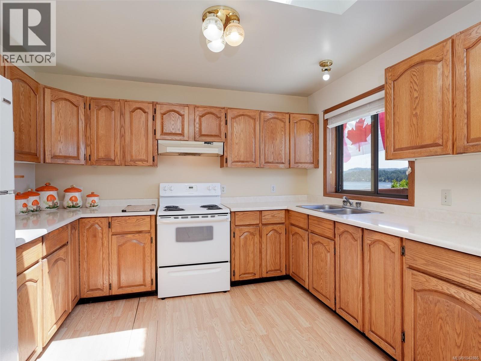2022 Charters Rd - 9