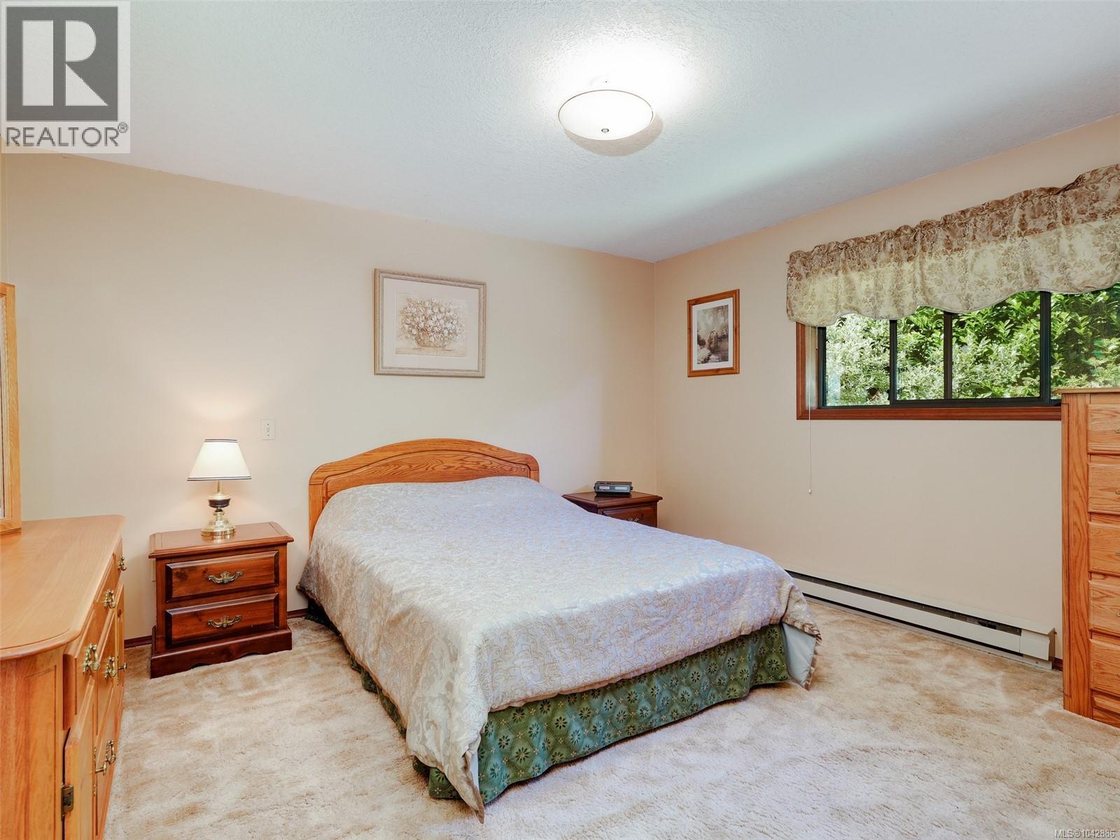 2022 Charters Rd - 12