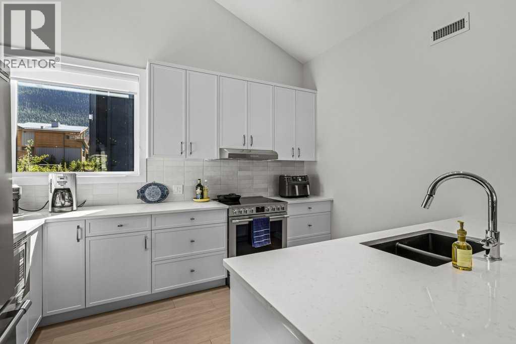 #202M 209 Stewart Creek Rise - 12