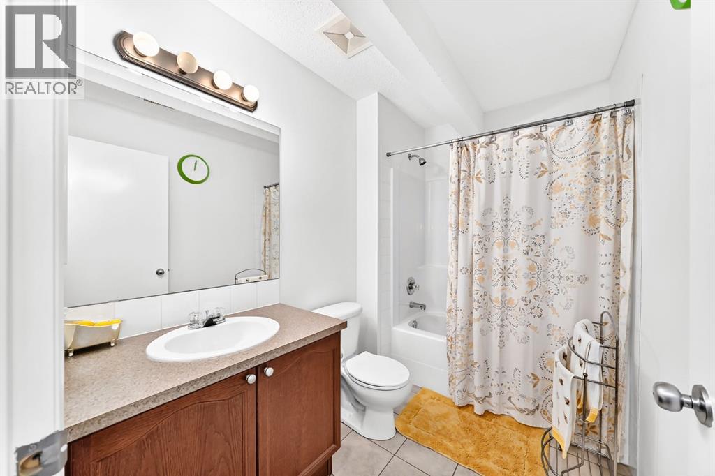 619 Country Village Cape NE - 25