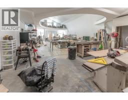 9115 93/95 Highway, Canal Flats, BC V0B1B0 Photo 6
