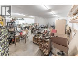 9115 93/95 Highway, Canal Flats, BC V0B1B0 Photo 10
