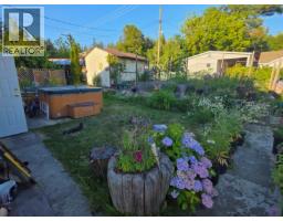 303 1st Avenue Nw, Nakusp, BC V0G1R0 Photo 15