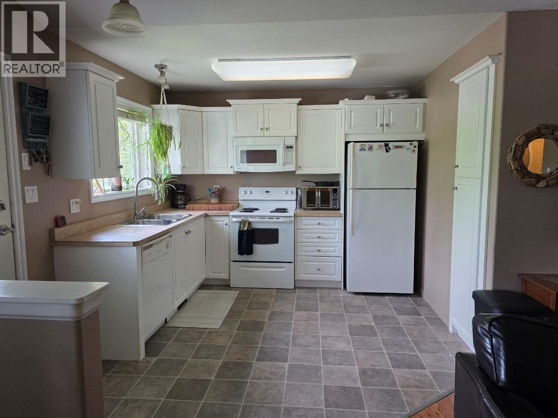 303 1st Avenue NW - 5