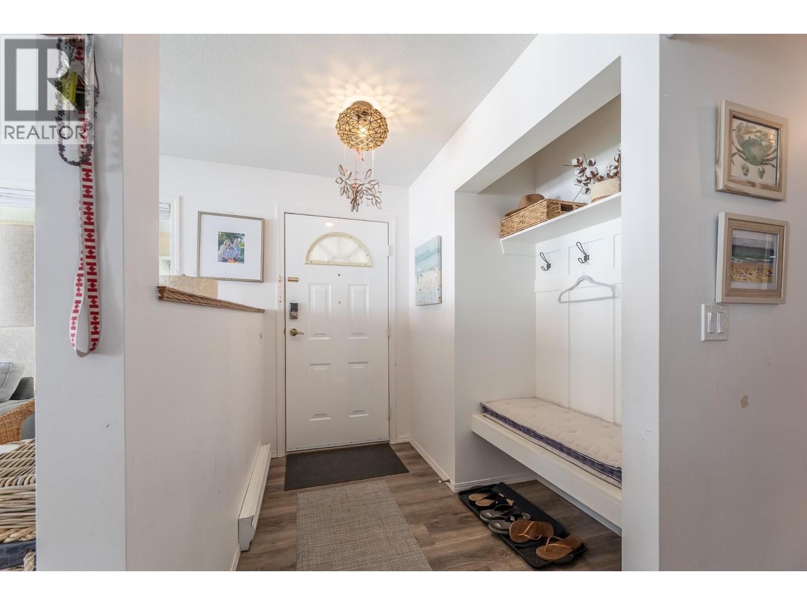 203 13014 Armstrong Avenue, Summerland