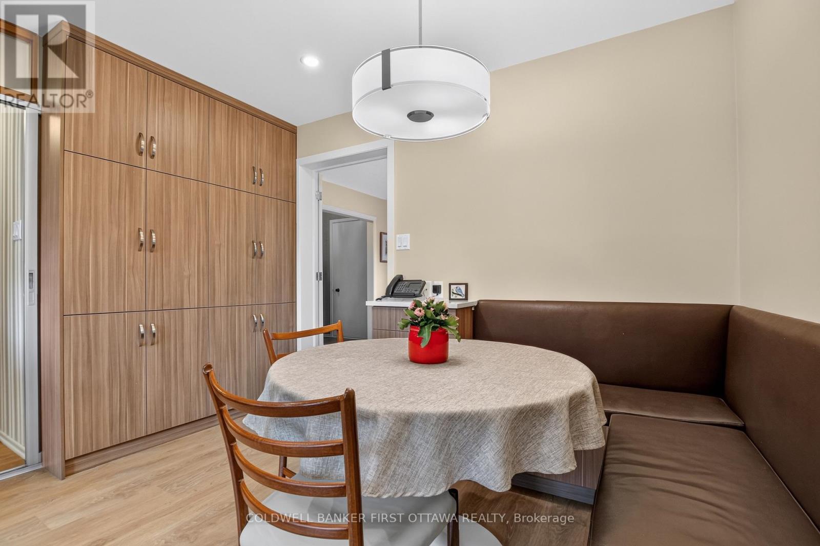 6 COSBURN AVENUE - 19