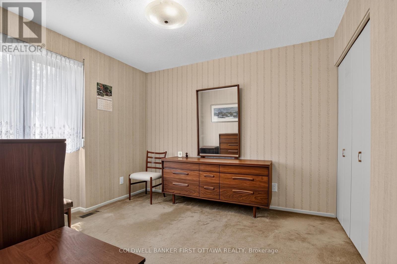 6 COSBURN AVENUE - 29