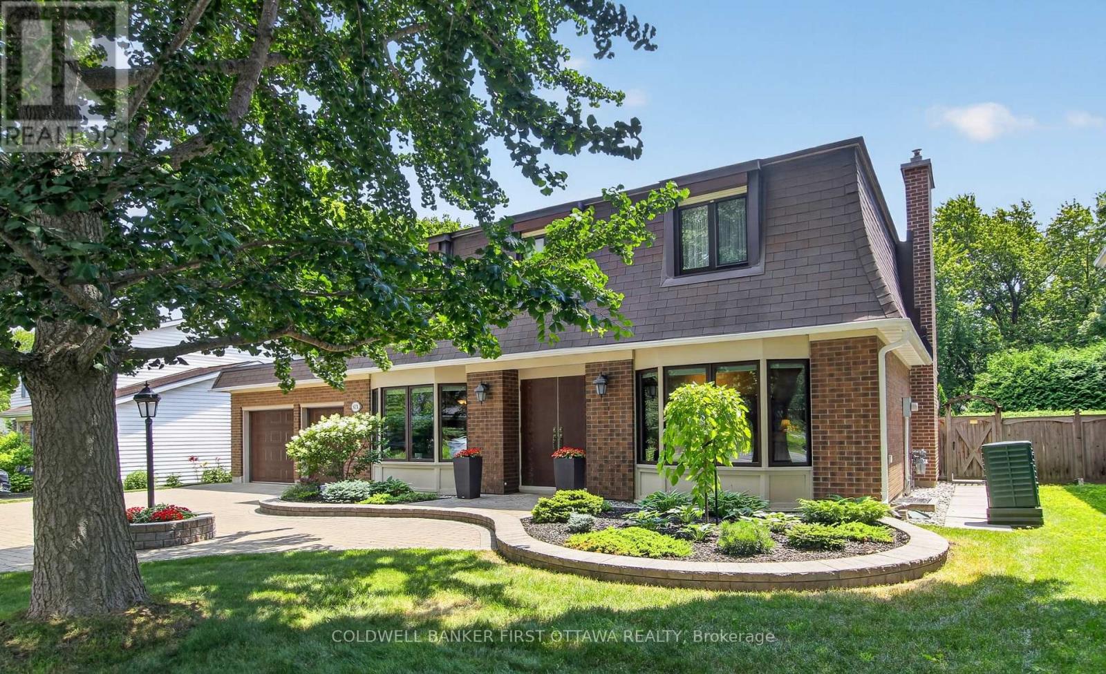 6 COSBURN AVENUE - 3