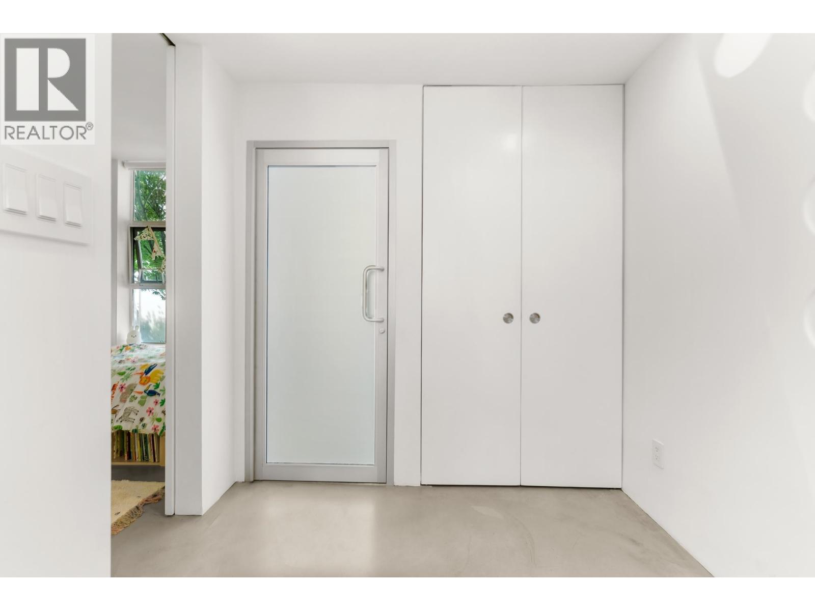 2 Bed, 2 Bath House for Sale in Vancouver – 6 1650 W 1ST AVENUE, Vancouver – MLS# R3147565 - Image 36