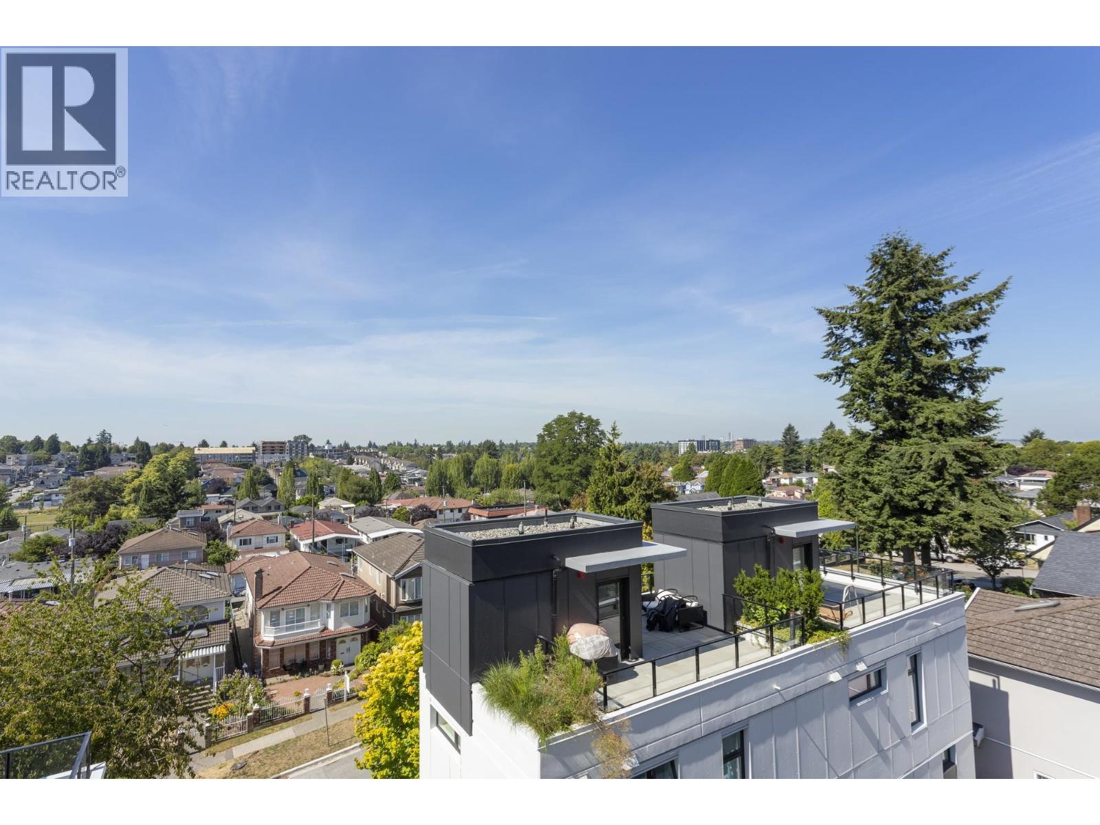 506 3264 VANNESS AVENUE, Vancouver