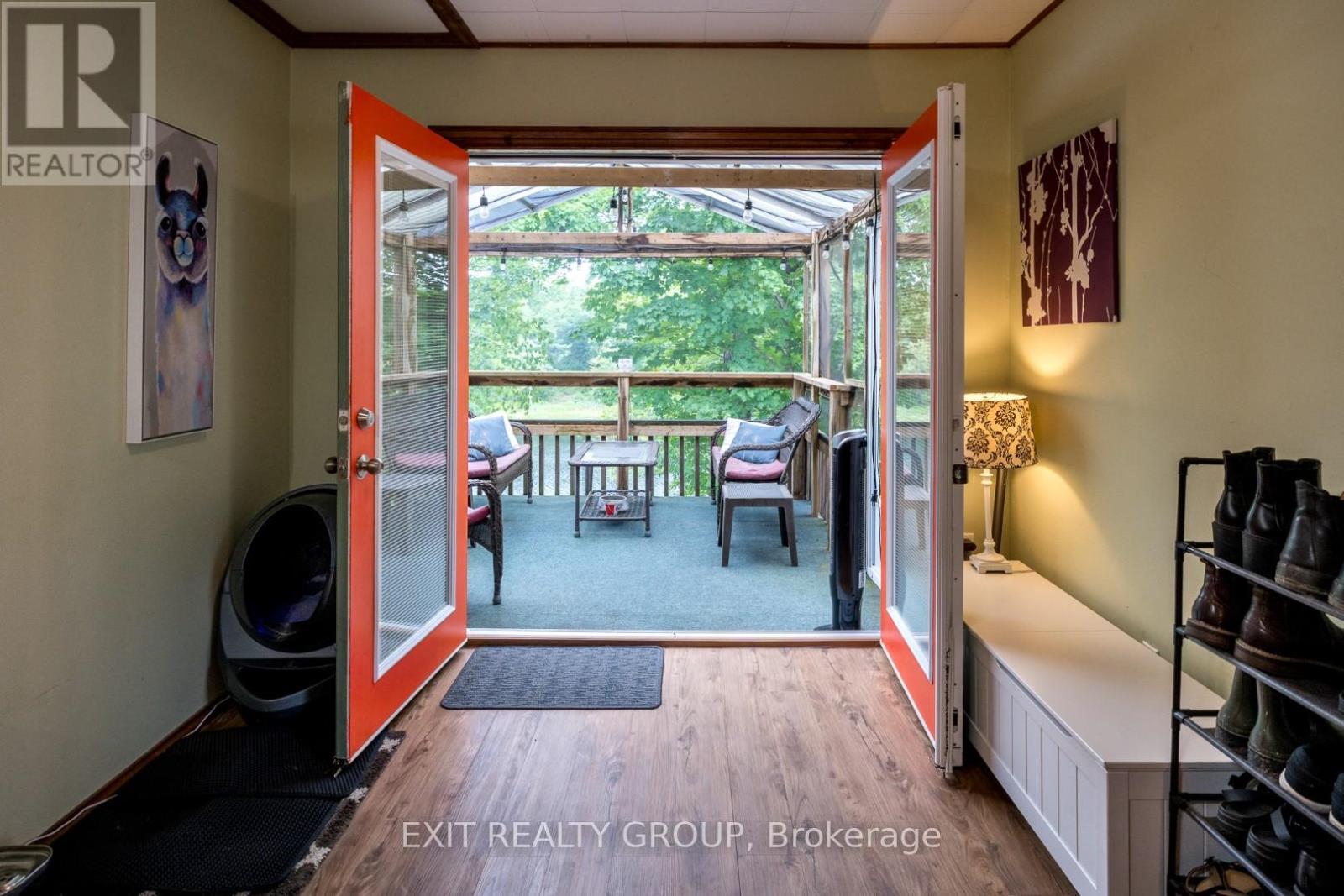 103 CAMP LANE - 8
