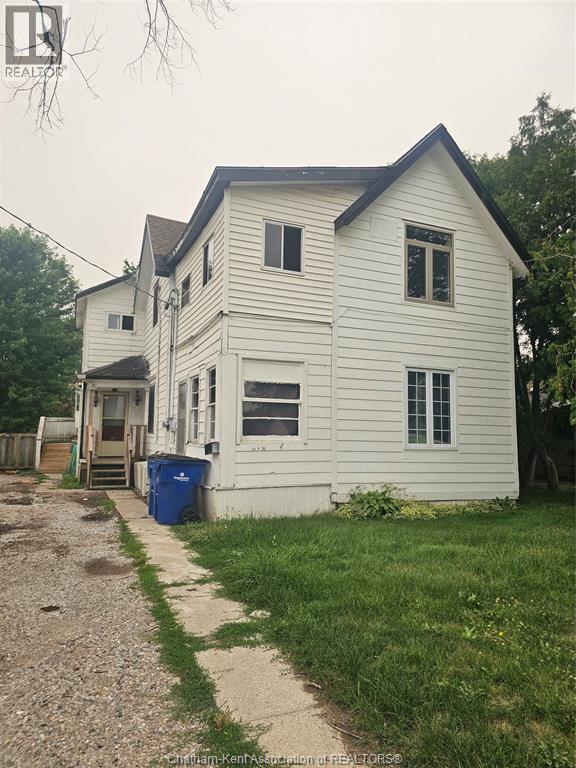 82 Taylor AVENUE - 1