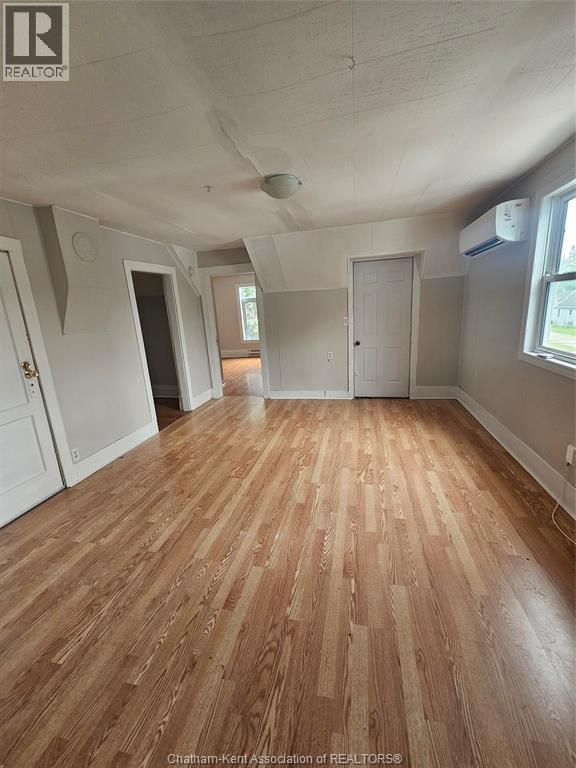 82 Taylor AVENUE - 7