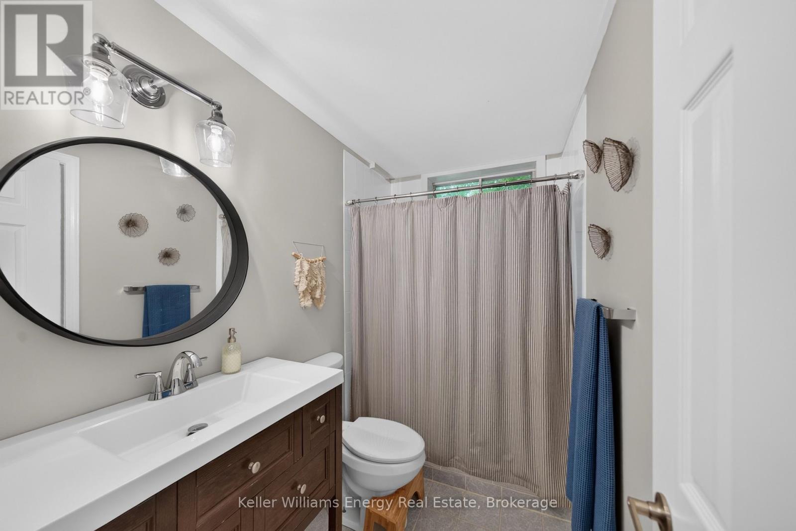 422 GARDENVILLE ROAD - 38