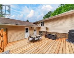 Primary Bedroom - 422 Gardenville Road, Prince Edward County, ON K0K1L0 Photo 6