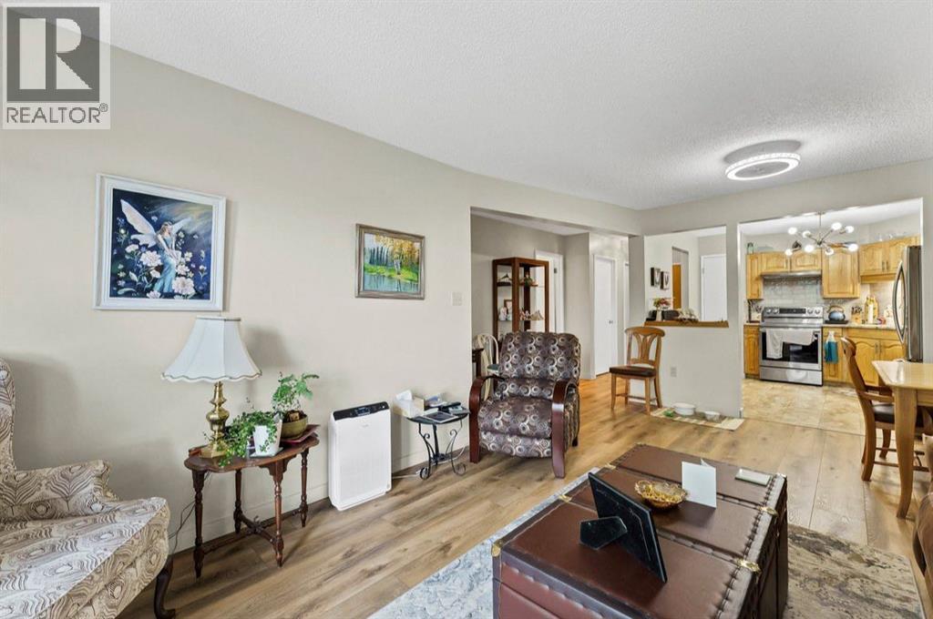 #304 252 4 Street SE - 26