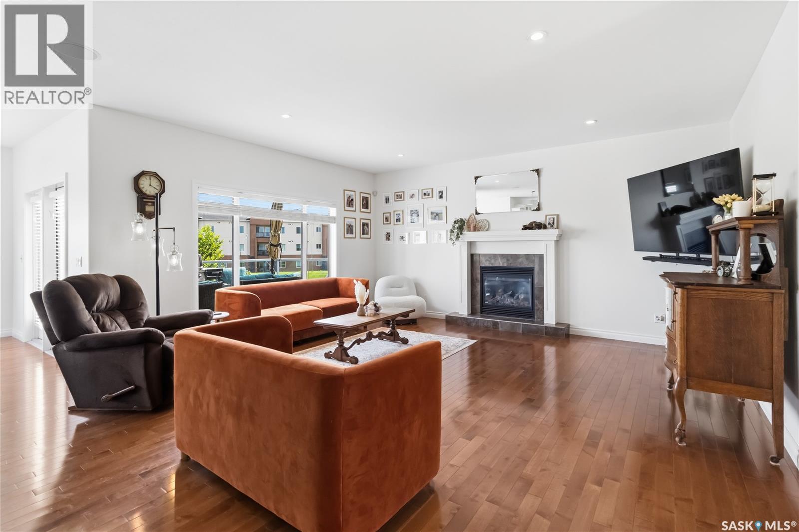723 Bellmont COURT - 6
