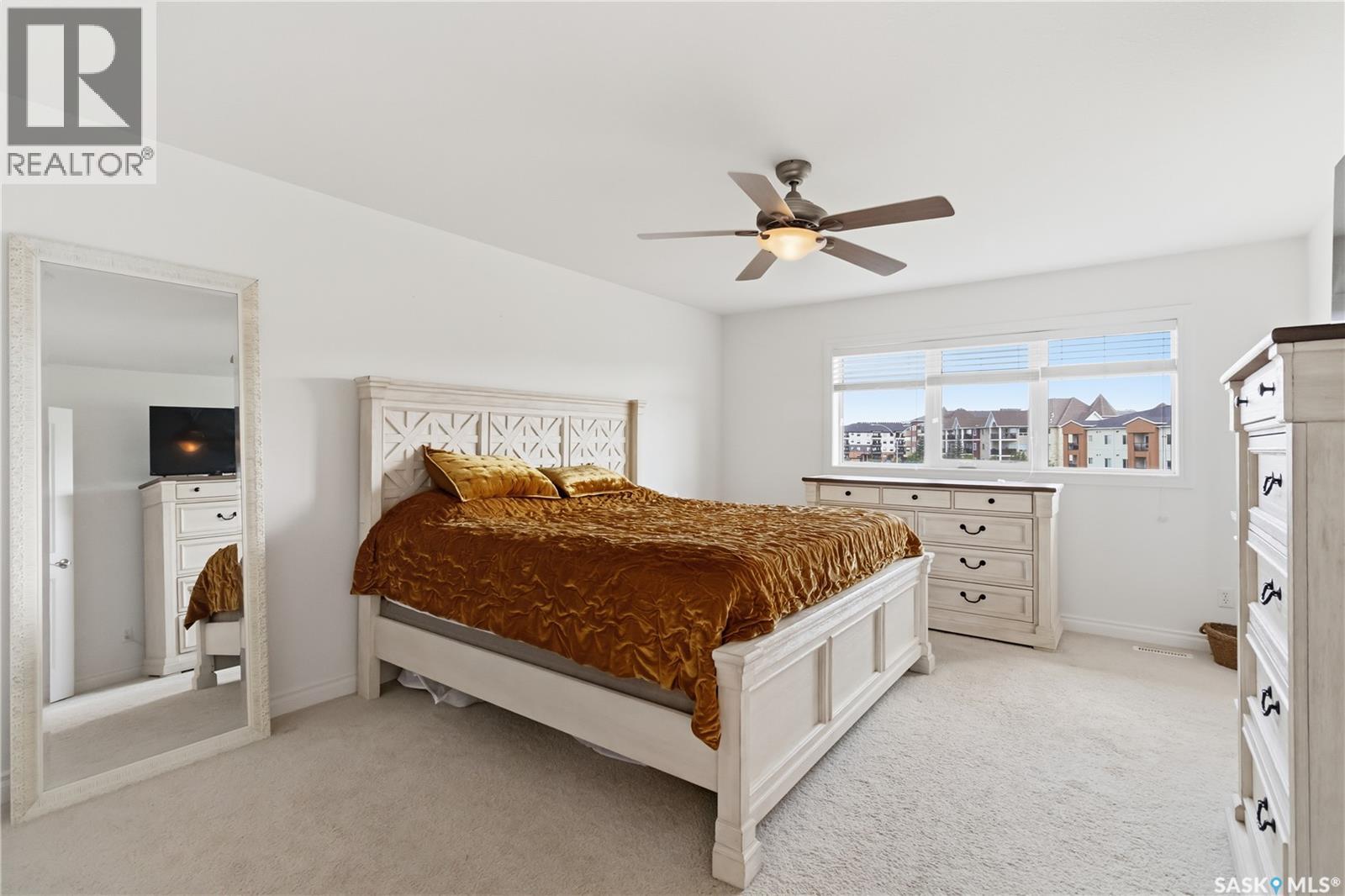 723 Bellmont COURT - 19