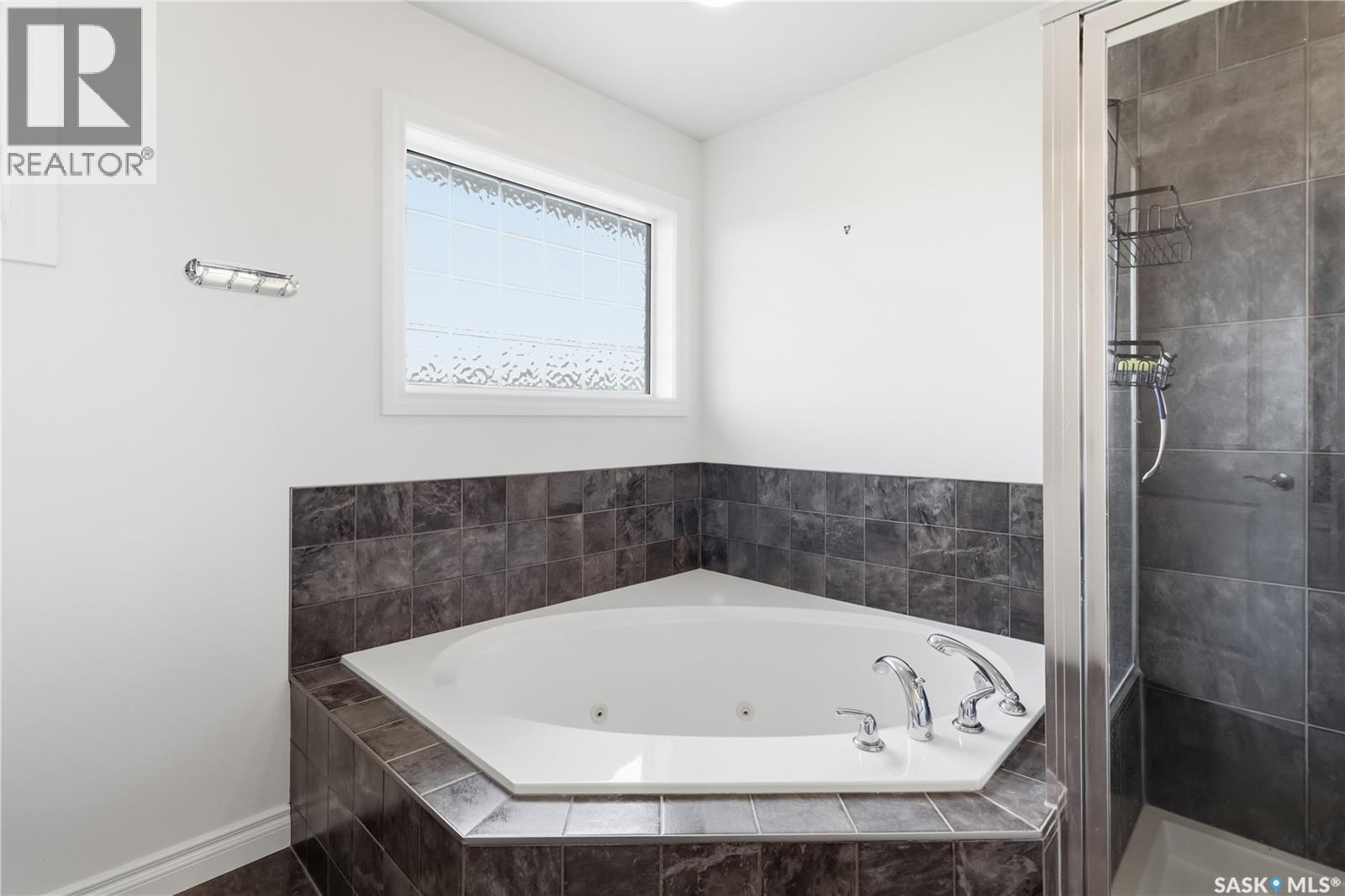 723 Bellmont COURT - 23