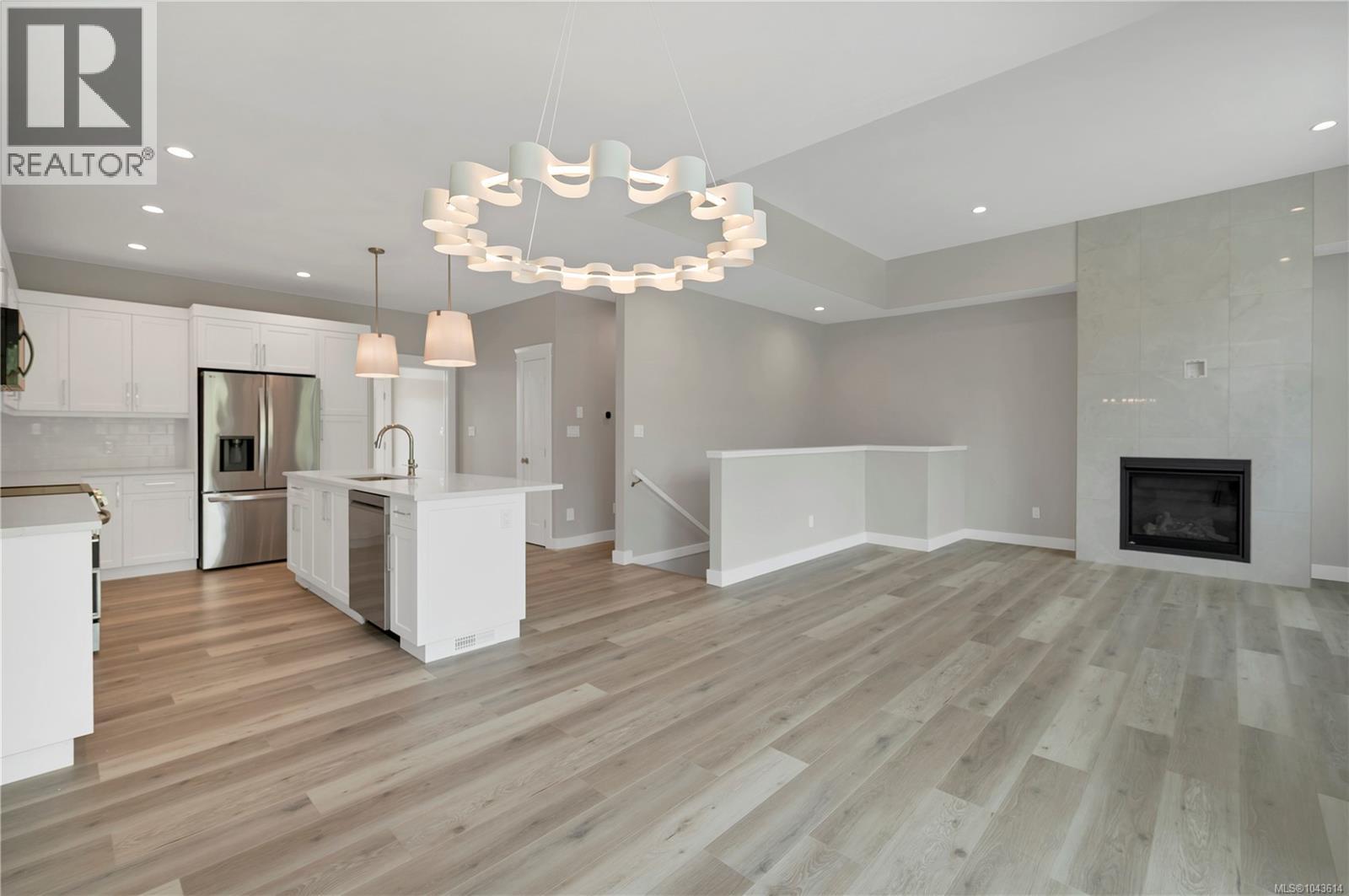 241 Walworth Rd S - 5