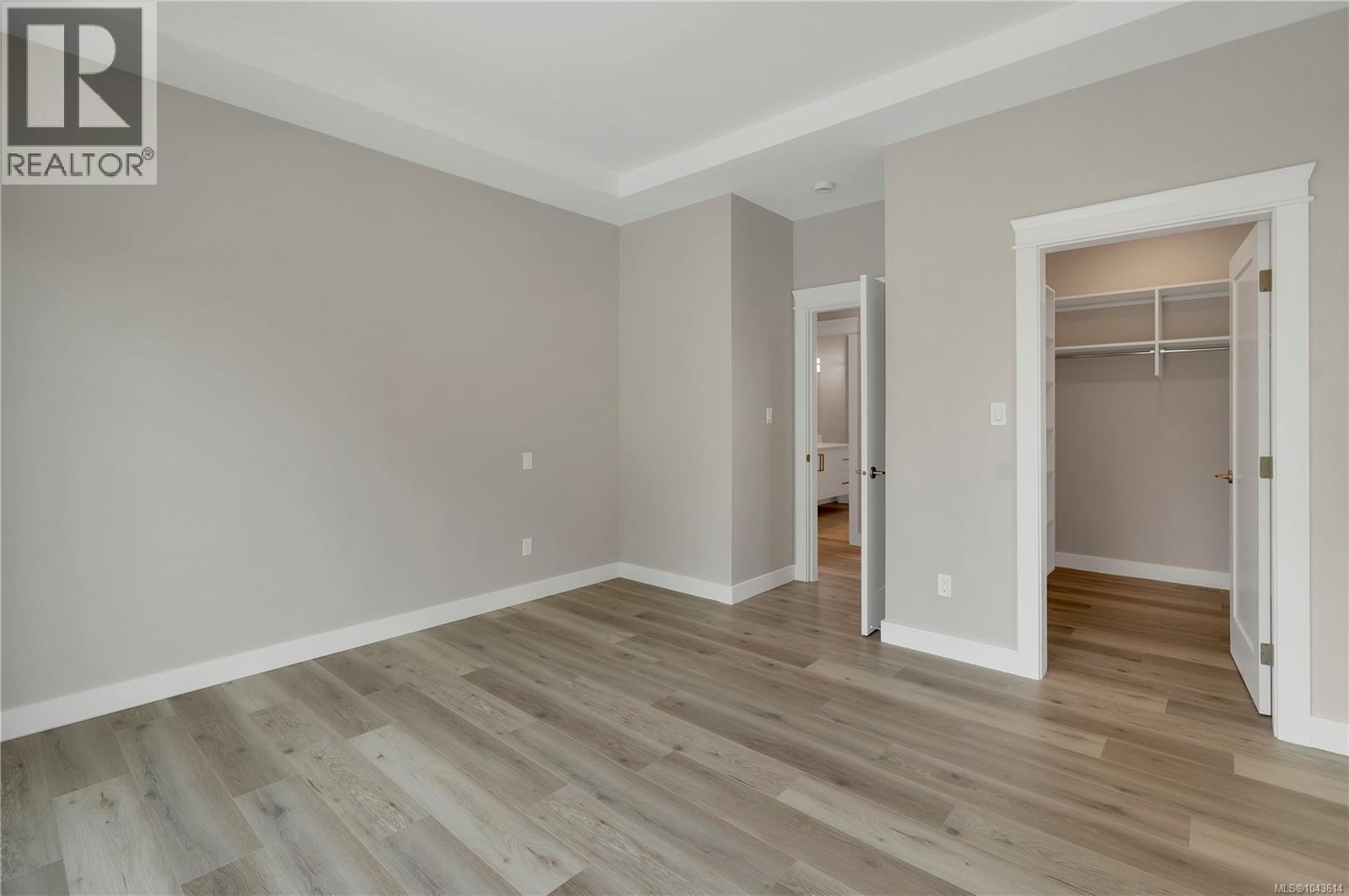 241 Walworth Rd S - 7