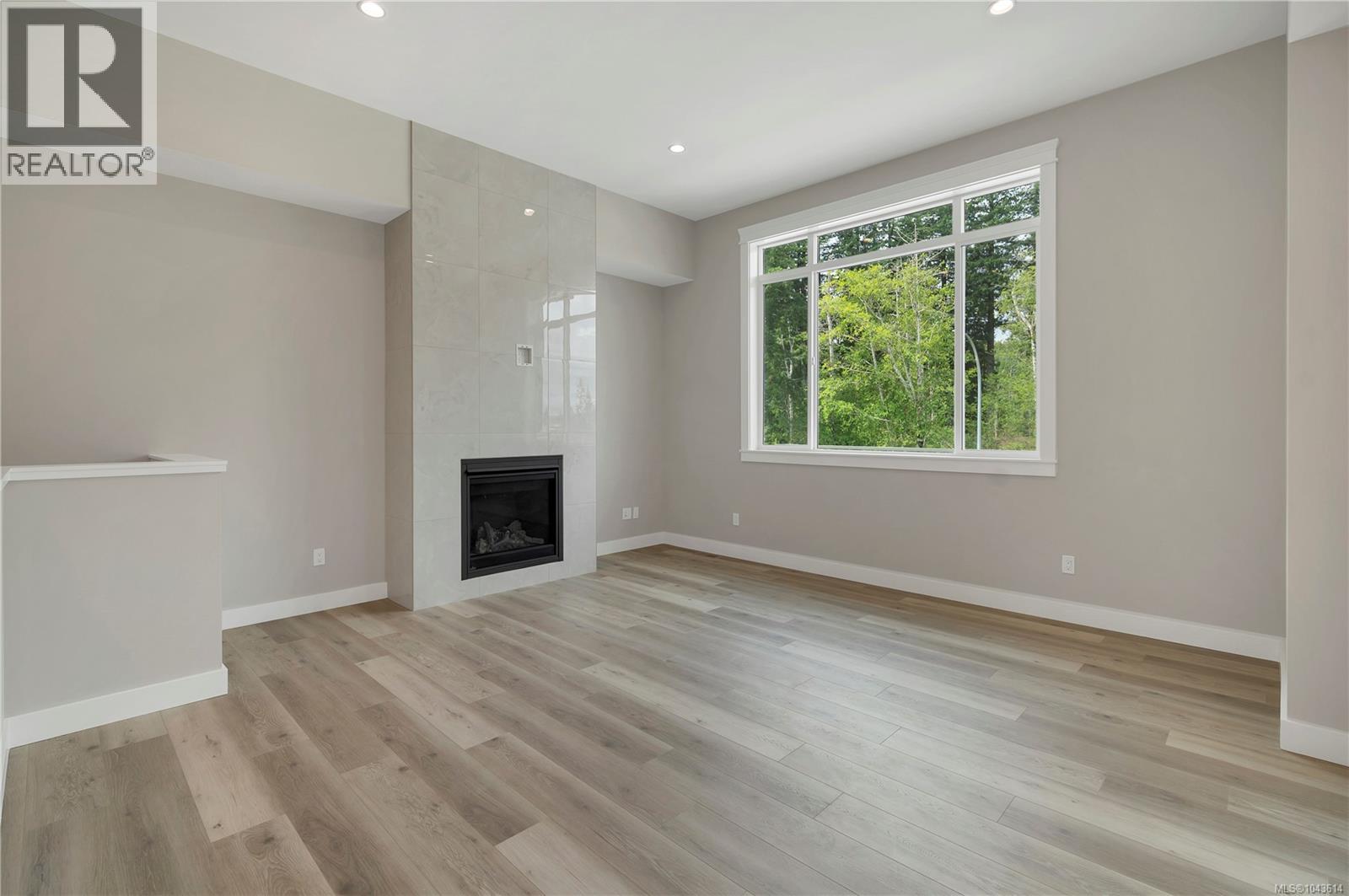 241 Walworth Rd S - 20