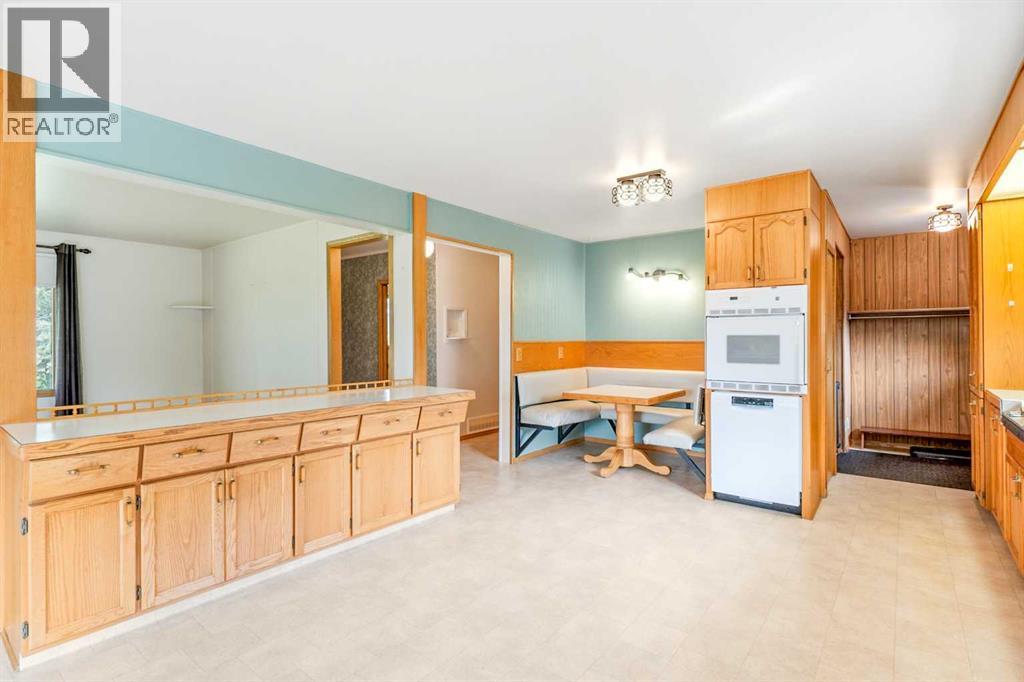 10 & 20, 33141 Range Road 14 - Image 11