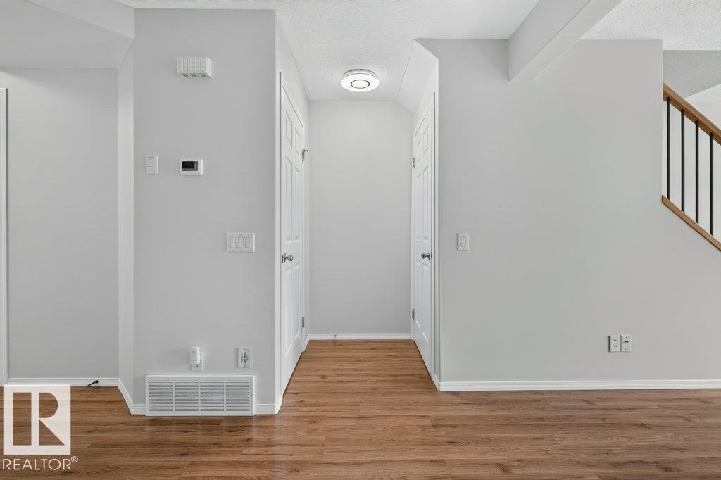 #10 2816 34 AV NW - 10