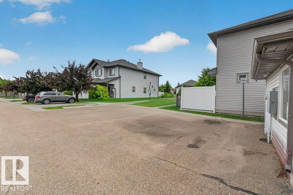 #10 2816 34 AV NW - 29