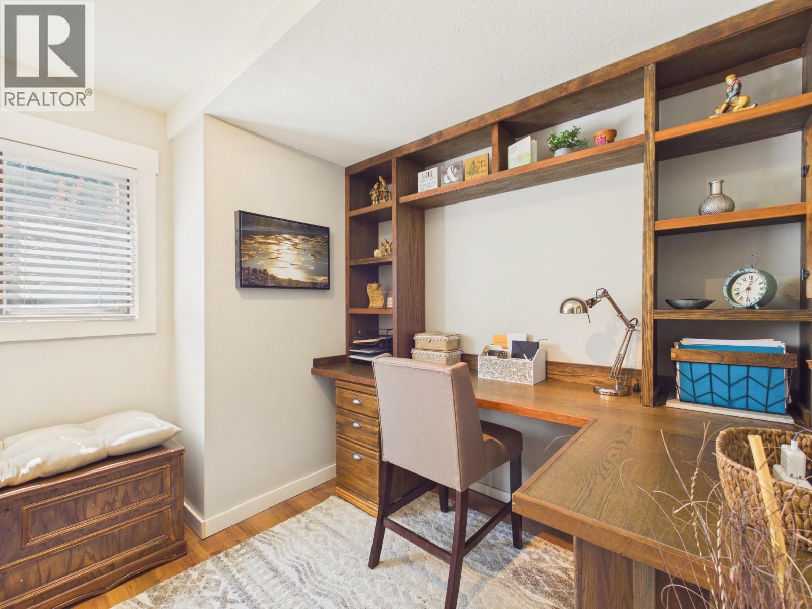 22 Willow Crescent - 21