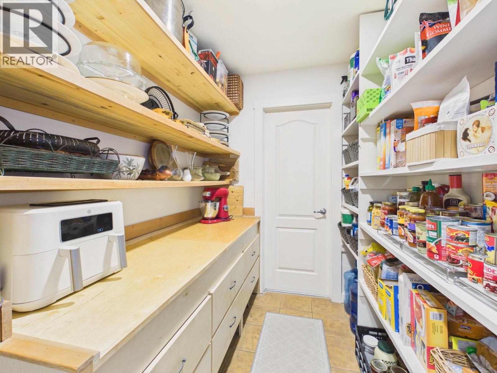 22 Willow Crescent - 18