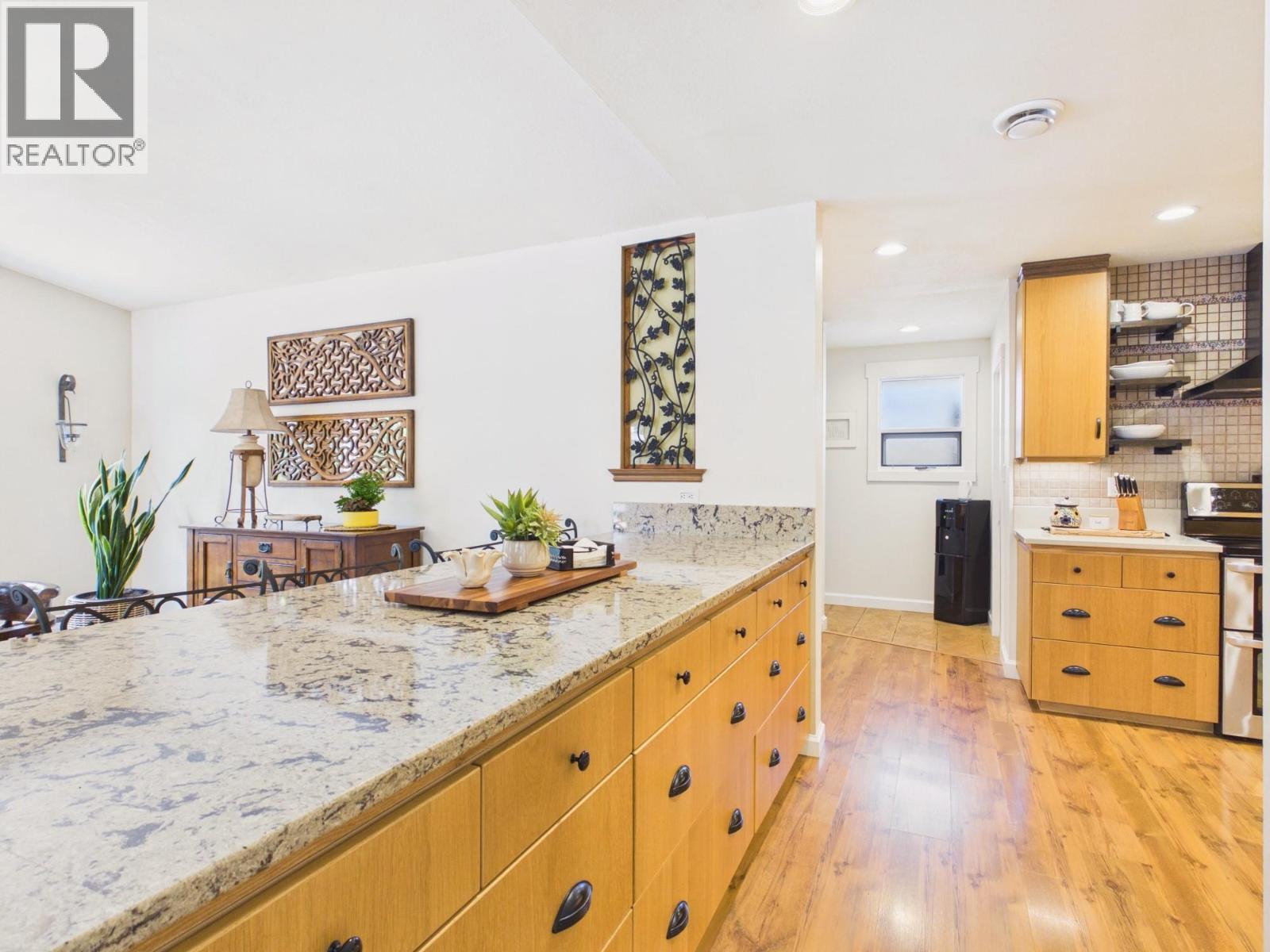 22 Willow Crescent - 14