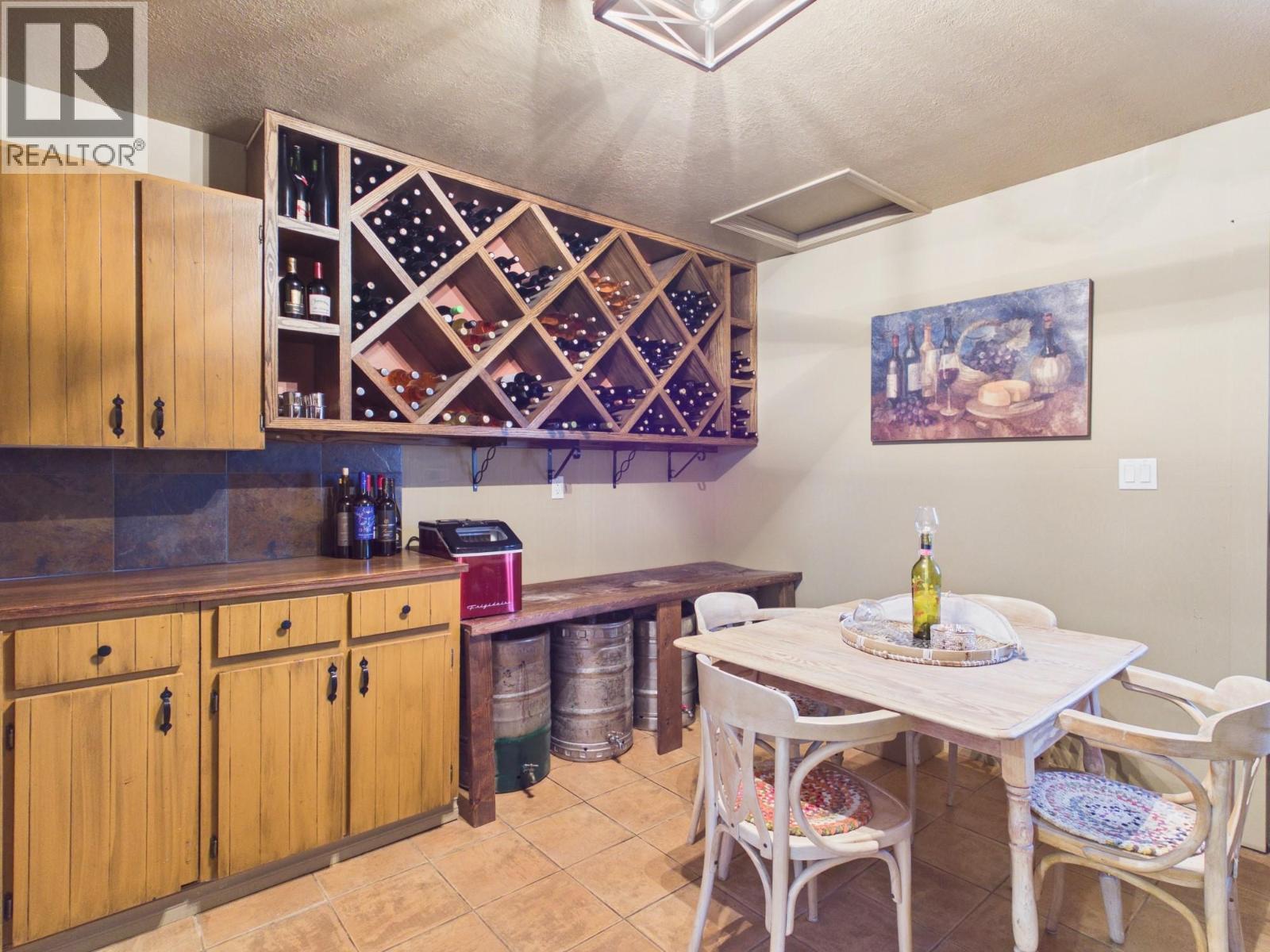 22 Willow Crescent - 25
