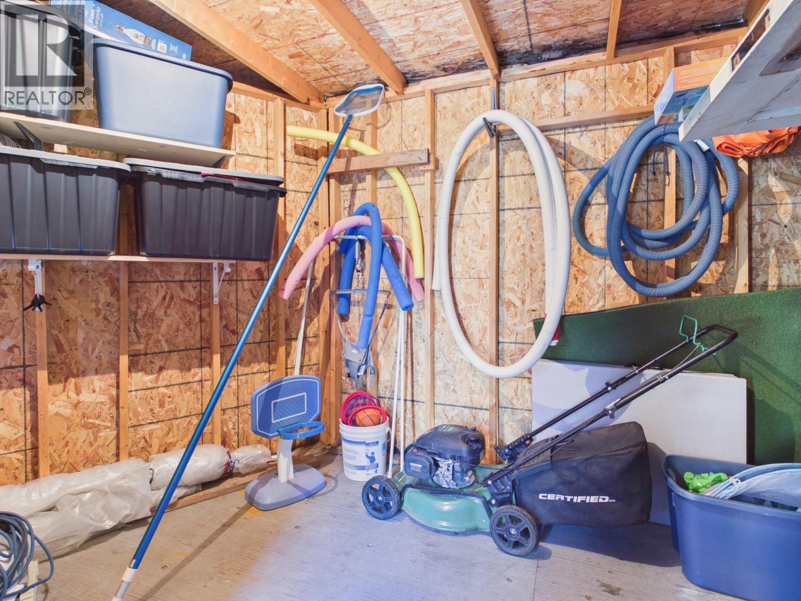 22 Willow Crescent - 37