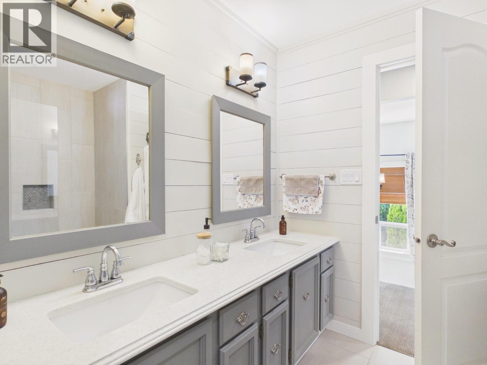 22 Willow Crescent - 50
